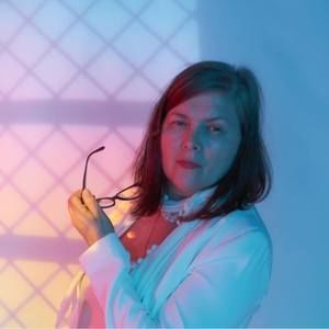 Meet your Posher, Lidia